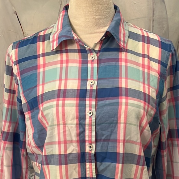 🌟2/$15🌟Talbots Plaid Button-Down Shirt, MP - Picture 2 of 9